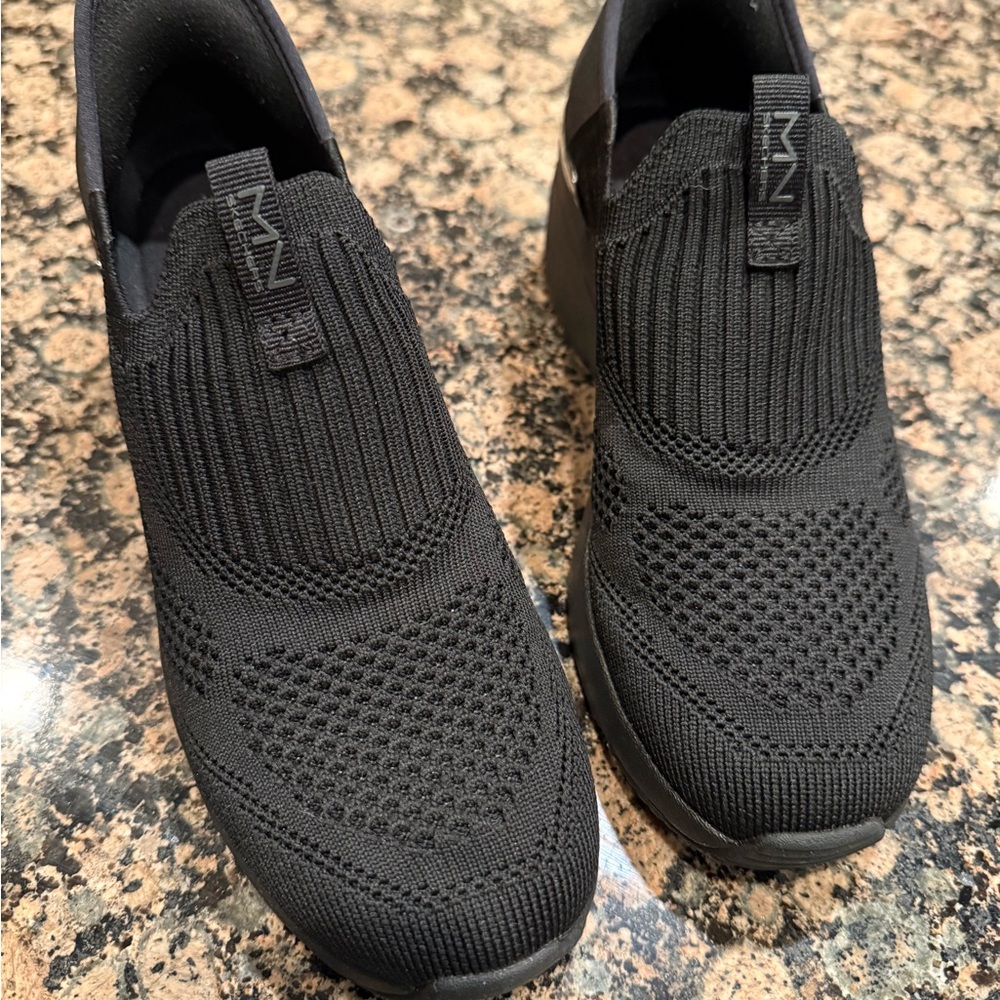 Skechers Black Slip-On wedge Shoes by Mark Mason , 6.5